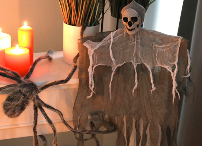 Helovino skeletas- vaiduoklis