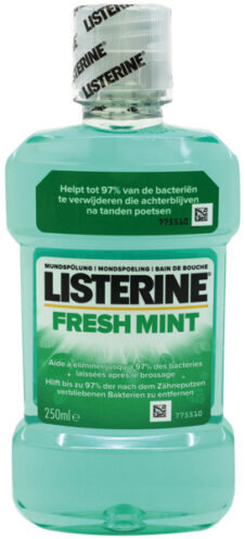 „Listerine“ burnos skalavimo skystis