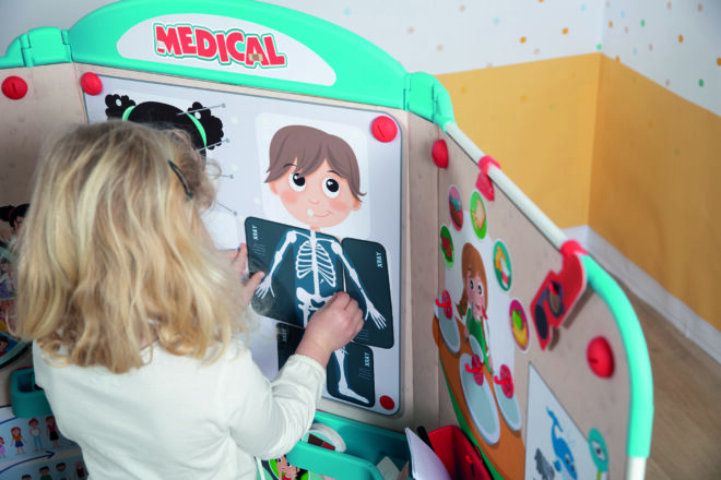 „Smoby“ vaikų gydytojo kabinetas „Smoby“ vaikų gydytojo kabinetas