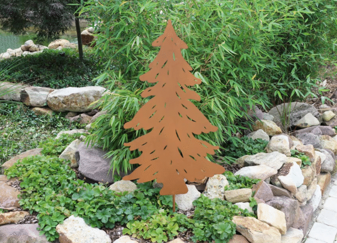 Įsmeigiama metalinė sodo puošmena „Eglutė“